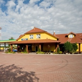 Restaurant PETRO-TUR - outside view, terrace