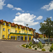 Motel PETRO-TUR - widok z zewnątrz